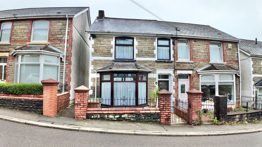 Property photo 1 of 34