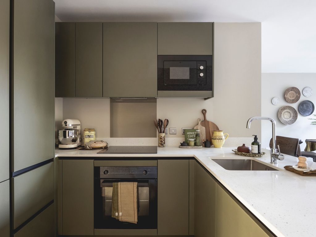 Property photo 2 of 13 Low Res Billy Bolton Greystar Staines 116