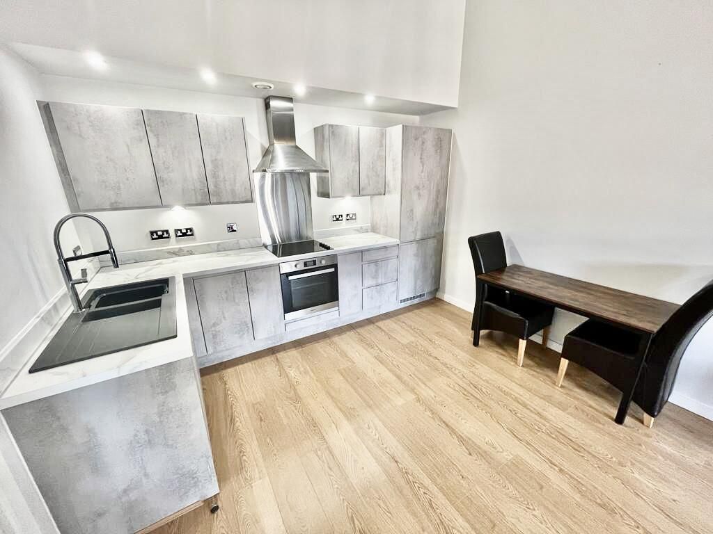 Property photo 2 of 5 Gallery