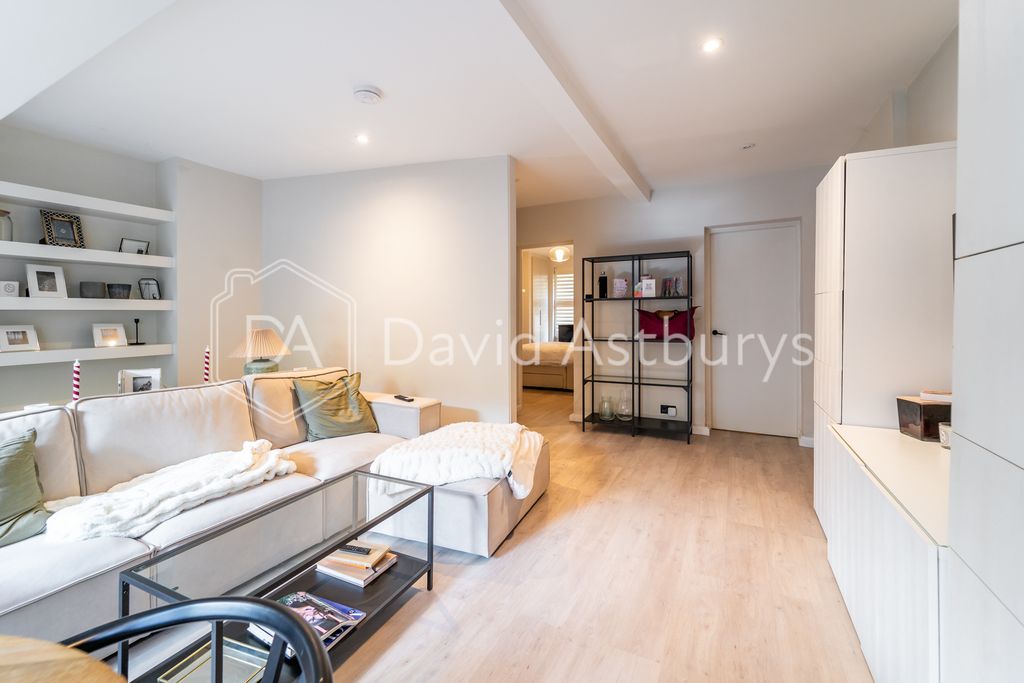 Property photo 2 of 13 Ndb08420