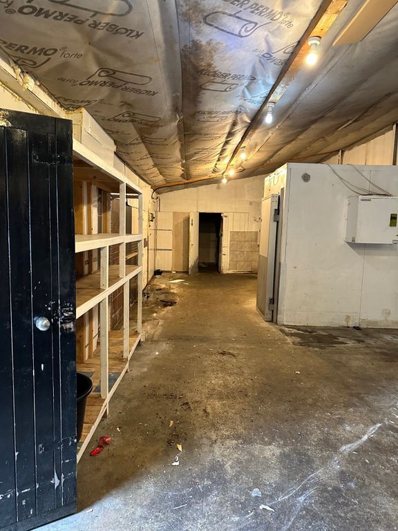 Property photo 2 of 2