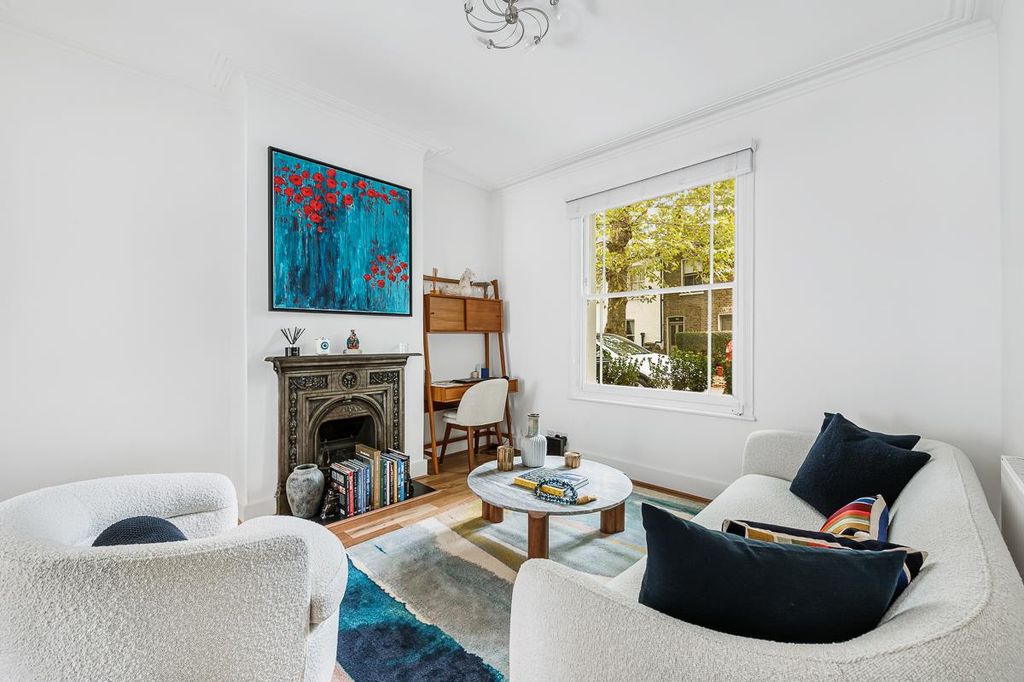 Property photo 2 of 9 56 Paxton Road-2.Jpg