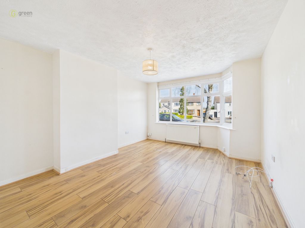 Property photo 3 of 21 Cam01698G0Pr0193Still001