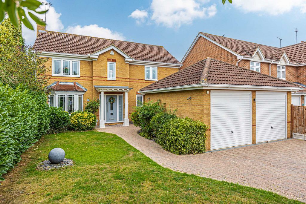 Property photo 1 of 45