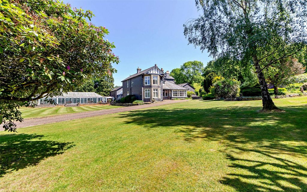 Property photo 2 of 43 Picture No. 06