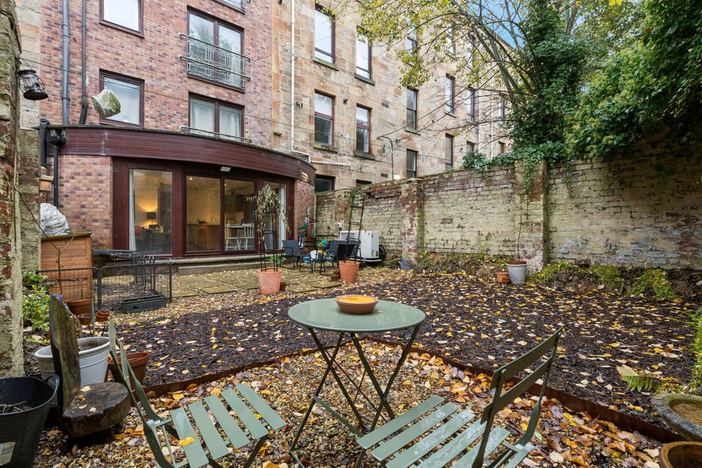 Property photo 1 of 23 18