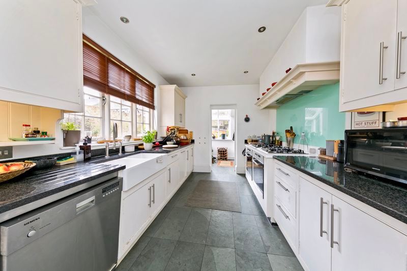 Additional image 5 of 6 bed terraced house for saleHampton Court Road, East Molesey KT8