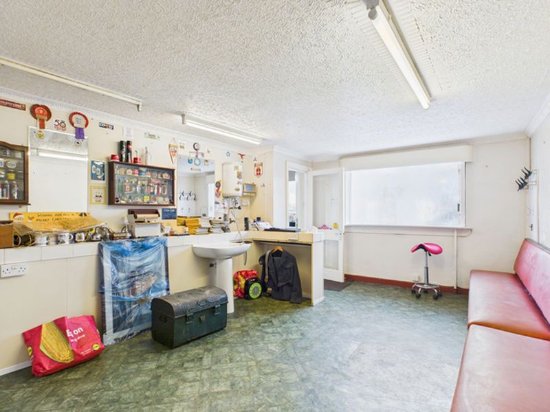 Property photo 2 of 18 Photo 17