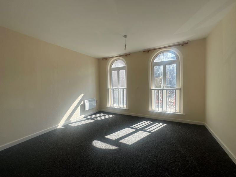 Property photo 2 of 6 Bedroom One