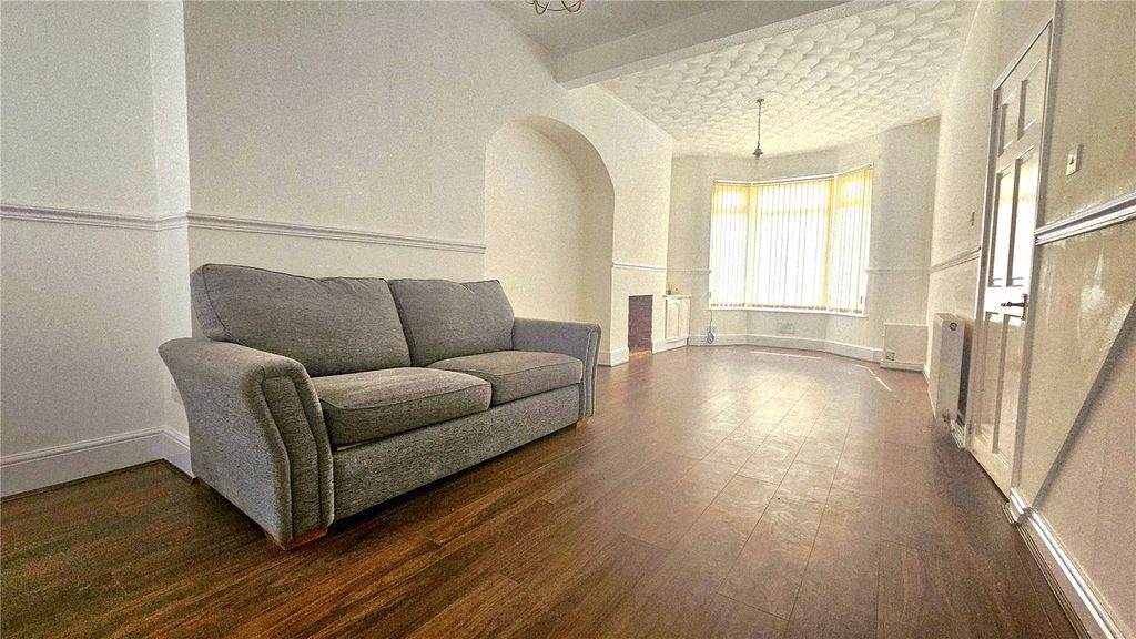 Property photo 2 of 14 Picture No. 02