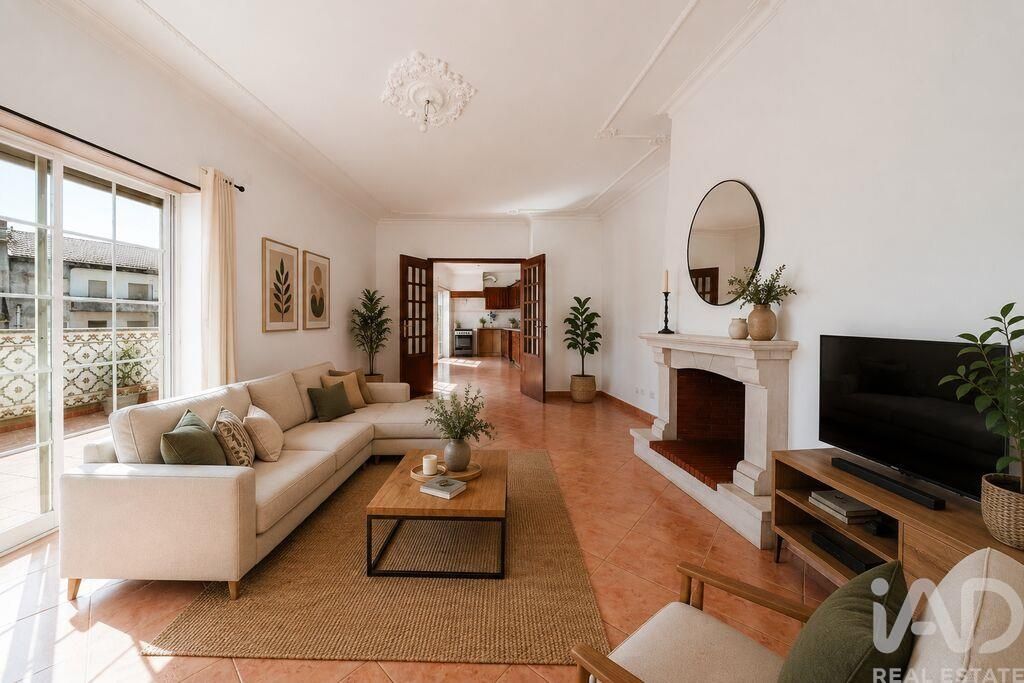 Property photo 1 of 39