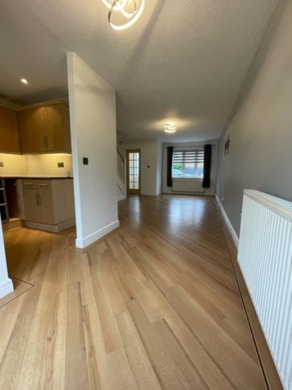 Property photo 2 of 11 2