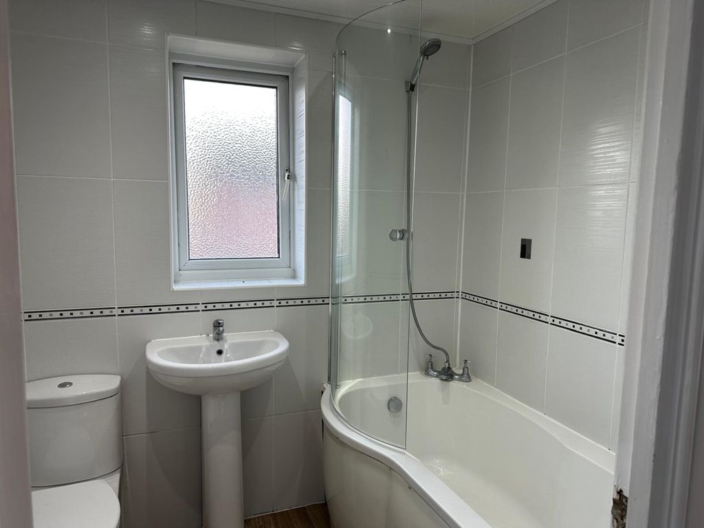 Property photo 3 of 9 Whatsapp Image 2026-04-10 At 14.14.46