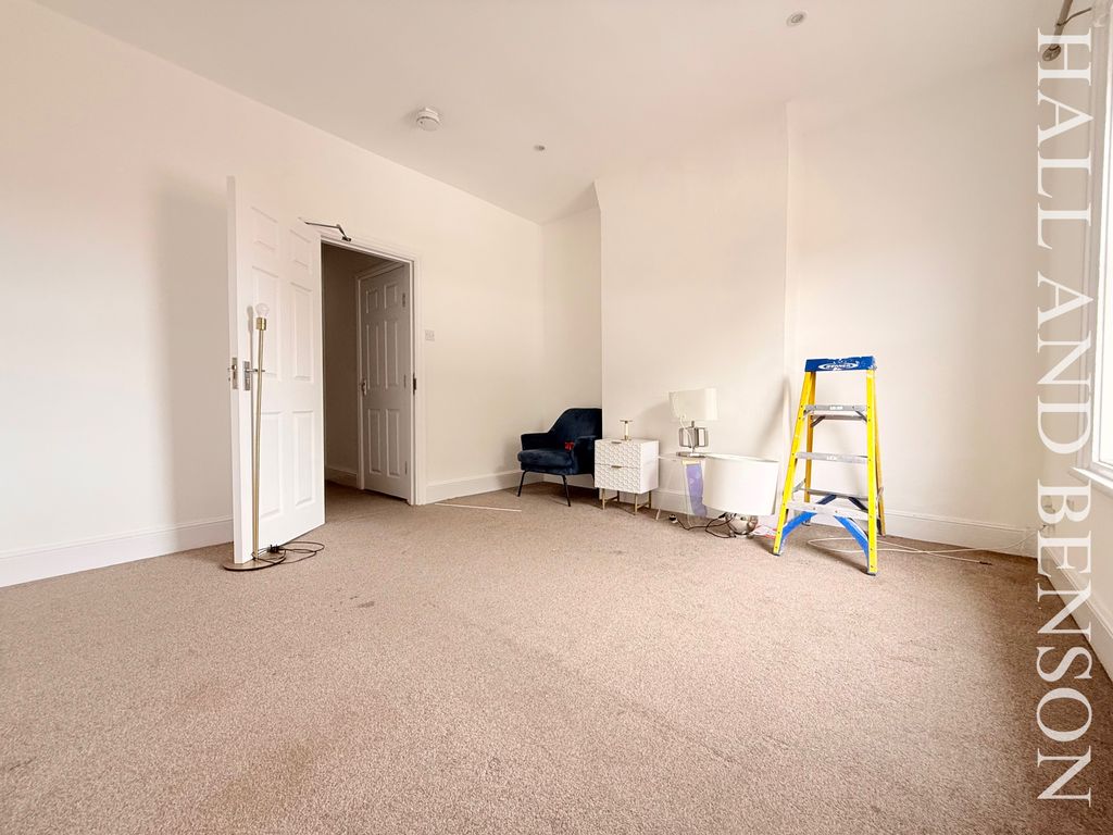 Property photo 2 of 4 Image