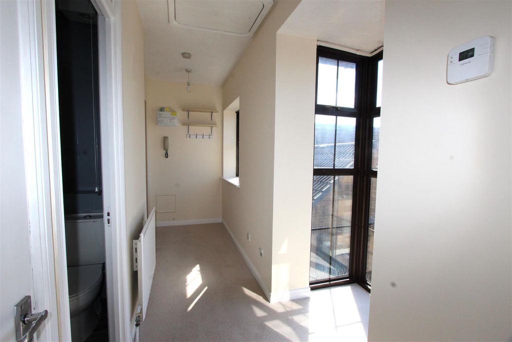 Property photo 3 of 10 7.Jpg