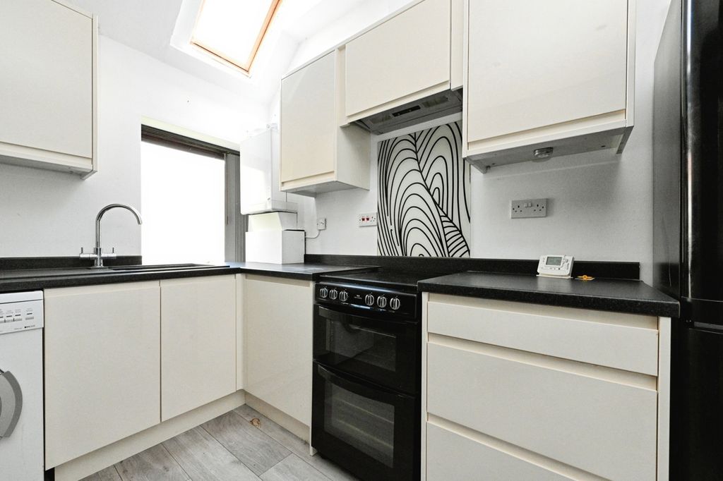 Property photo 2 of 30 Photo