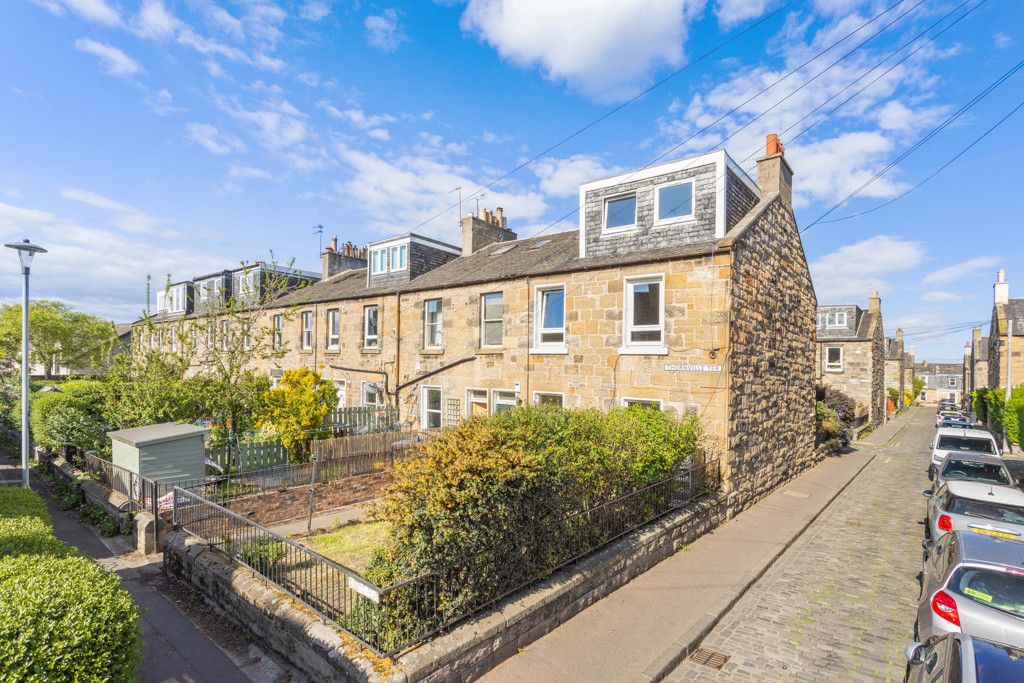 Property photo 1 of 24