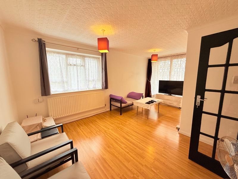 Property photo 3 of 7 Photo 3