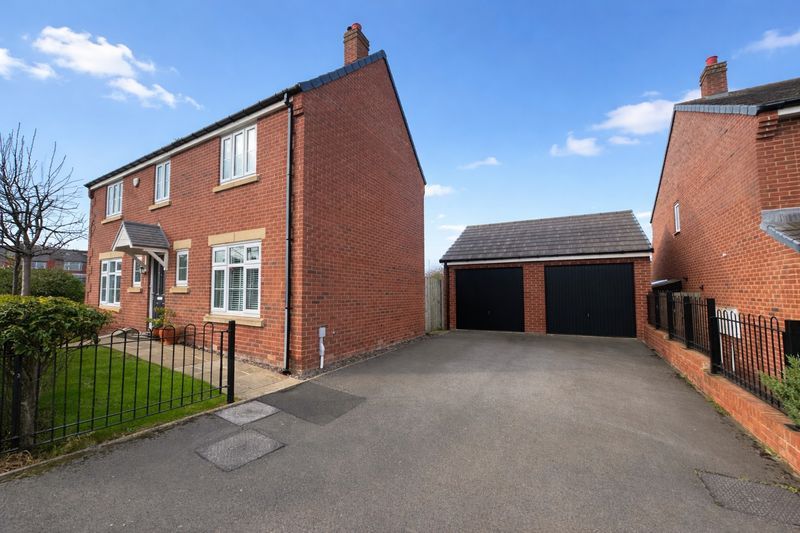 Property photo 2 of 21 Photo 23