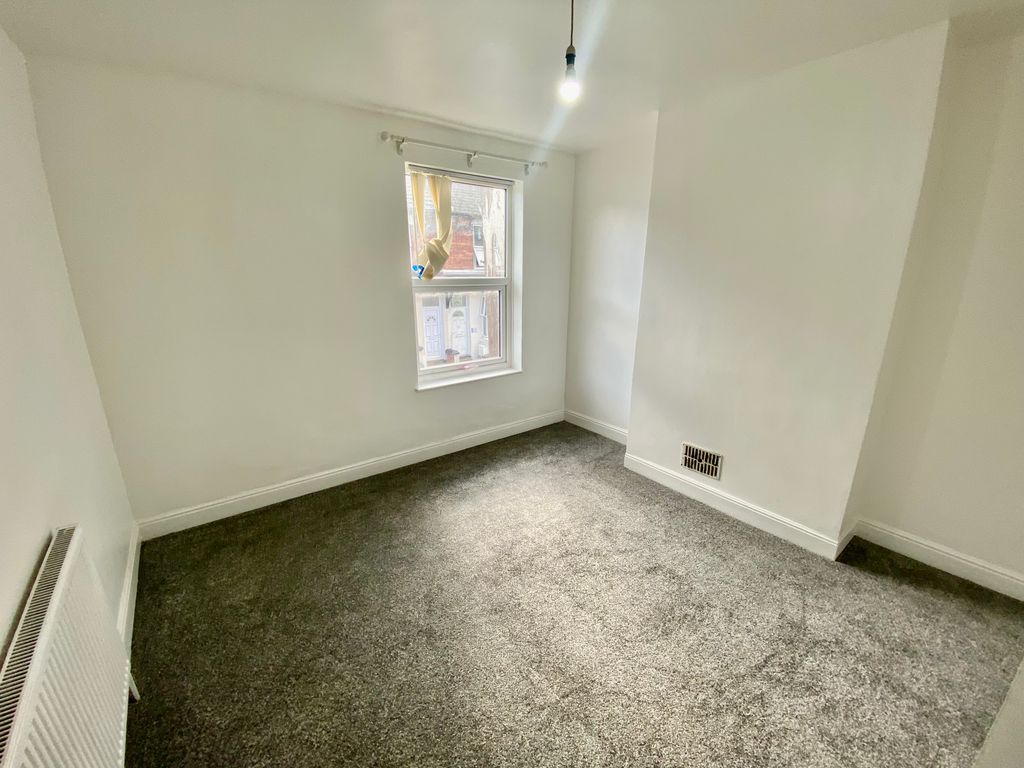 Property photo 2 of 4
