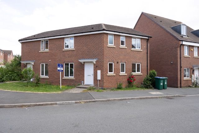 Property photo 1 of 28