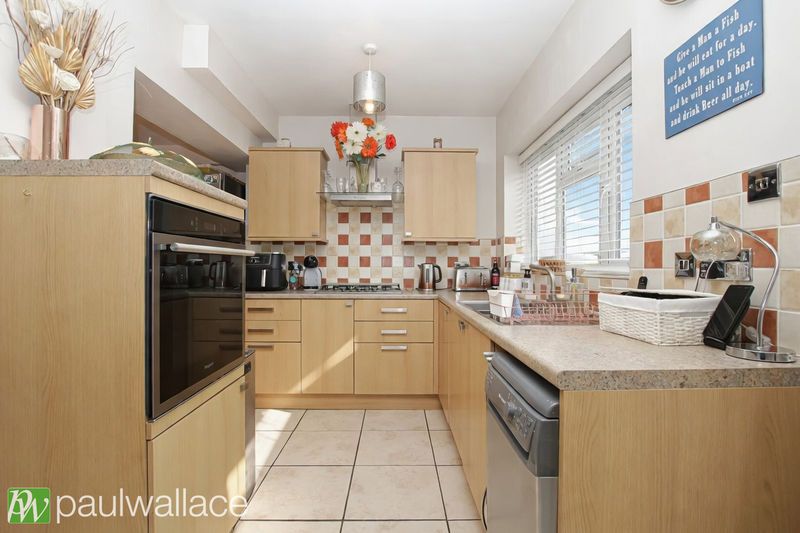 Property photo 3 of 15 Kitchen / Breakfast