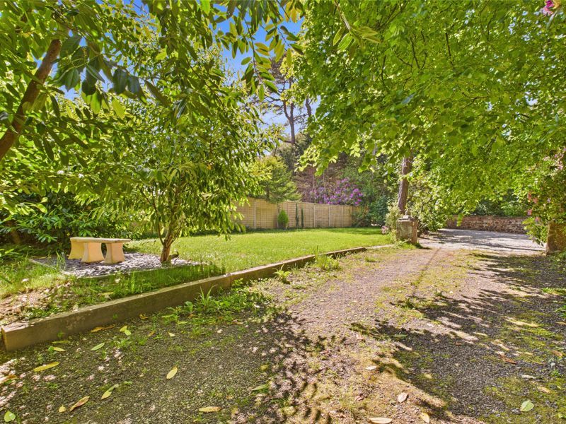 Property photo 3 of 9 Front