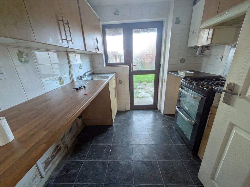 Property photo 2 of 8 Picture No. 01