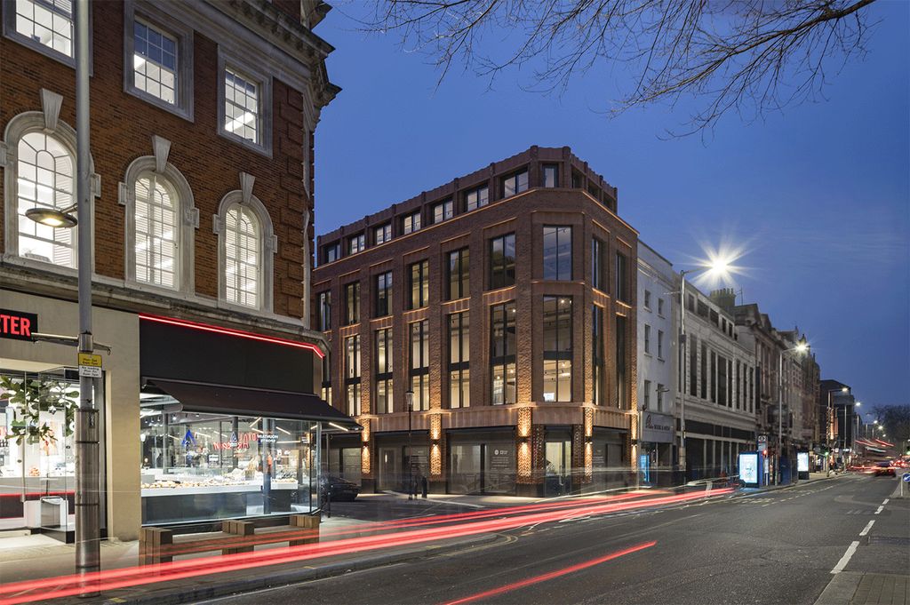 Property photo 1 of 6