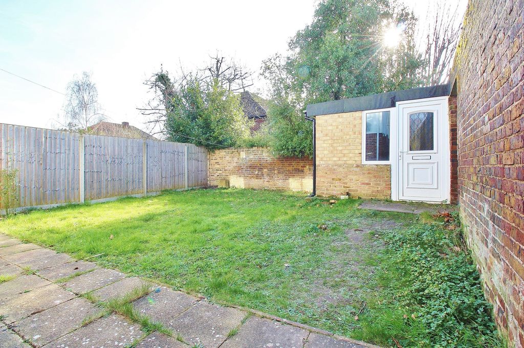 Property photo 3 of 10