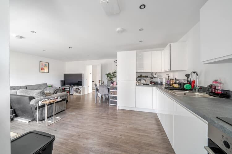 Property photo 2 of 9