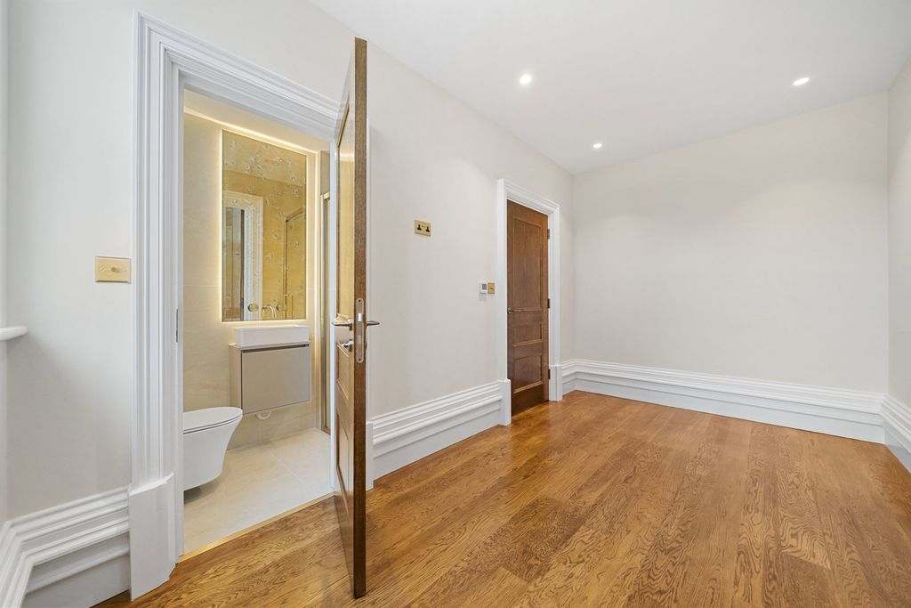 Additional image 19 of 3 bed flat for saleVictoria Road, Formby L37
