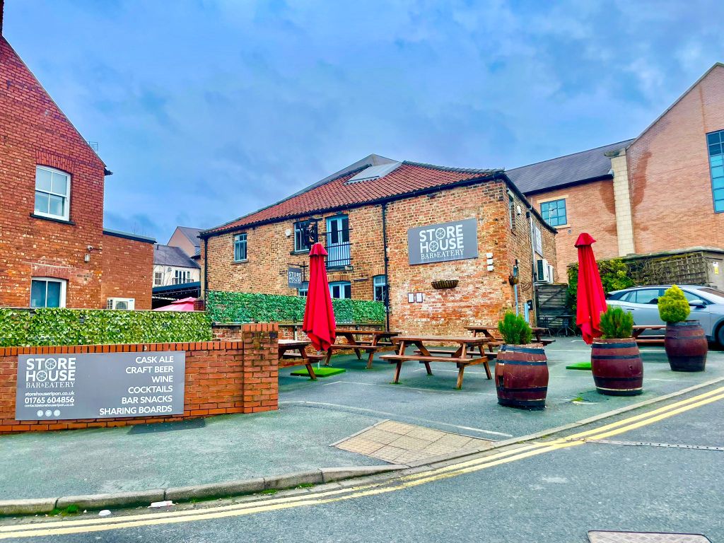 Property photo 1 of 14