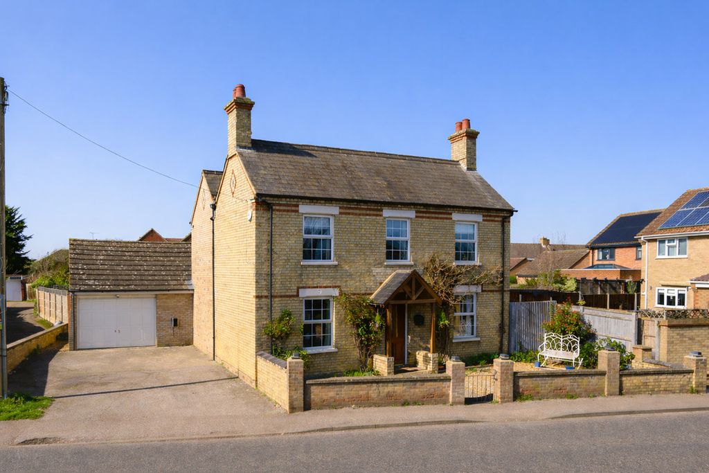 Property photo 1 of 38