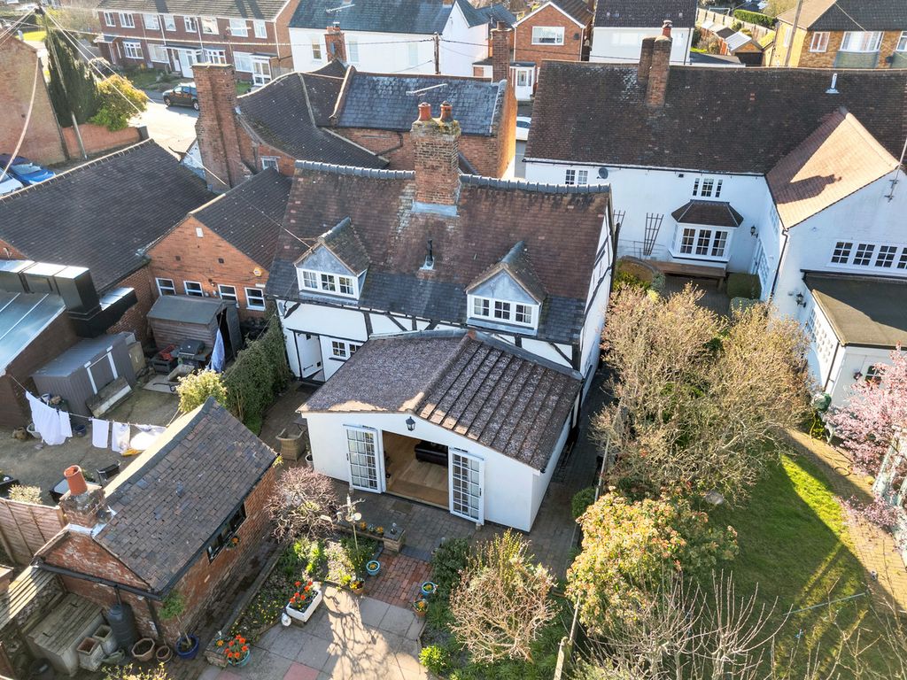 Property photo 1 of 32