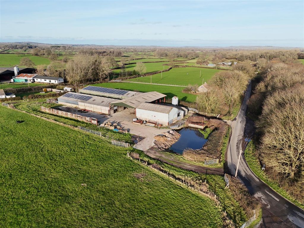 Property photo 3 of 7 Aerial 3.Jpg