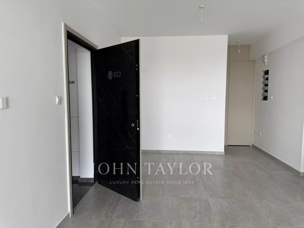 Property photo 3 of 26