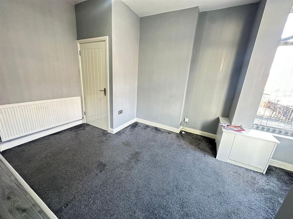 Property photo 3 of 13 Photo 28-11-2025, 12 33 08 Pm (1).Jpg