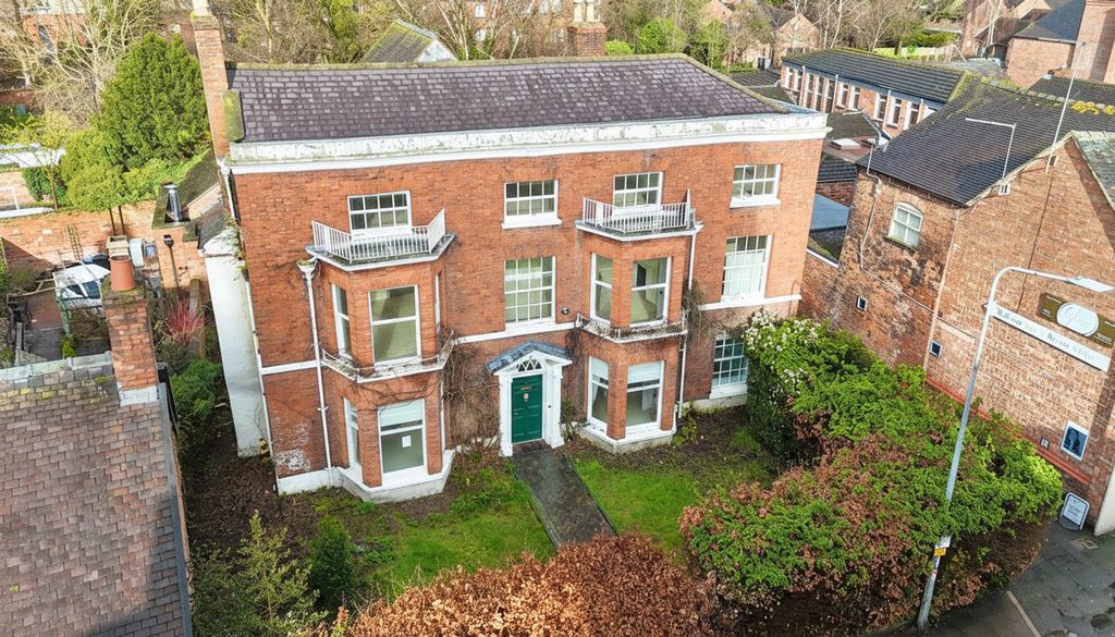 Property photo 1 of 34