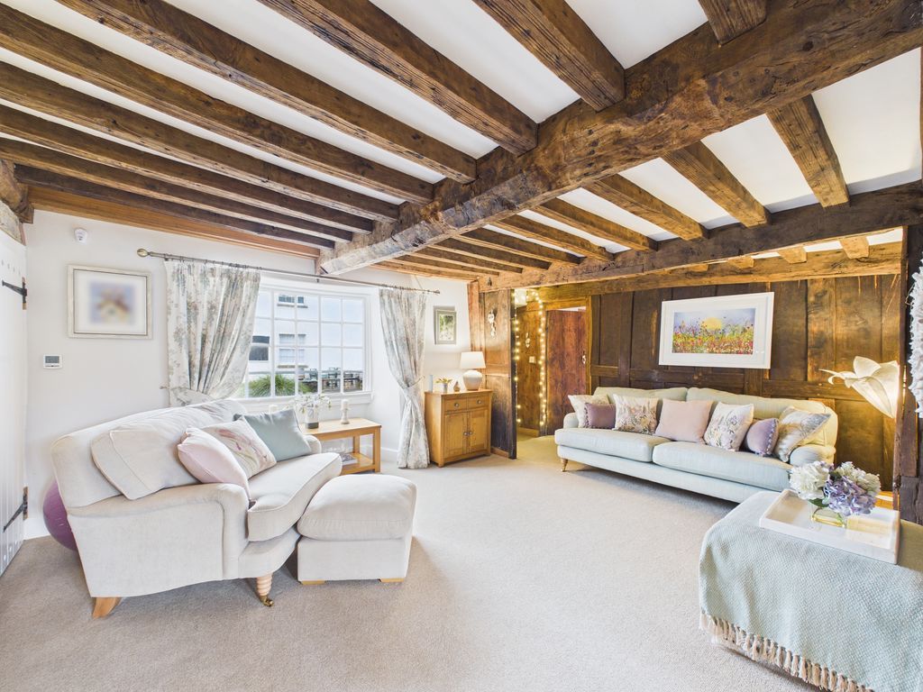 Property photo 2 of 34 Photo 19