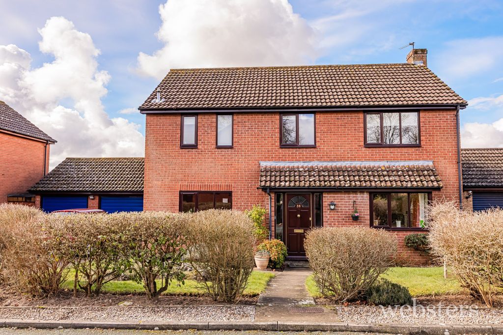 Property photo 1 of 28