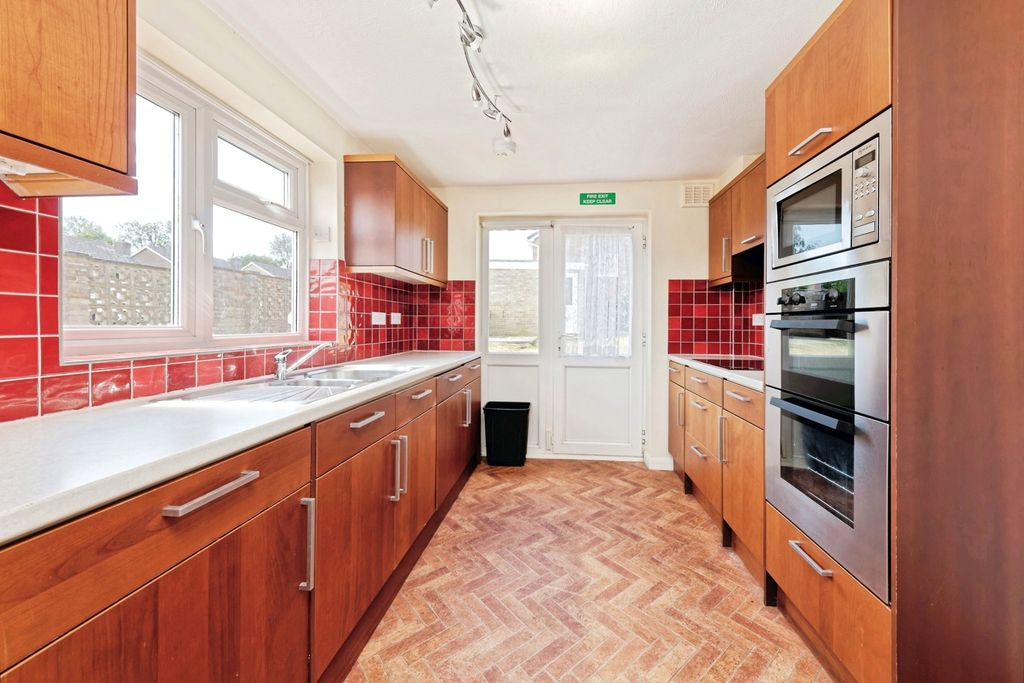 Property photo 3 of 20 Pbox-Img.Jpg