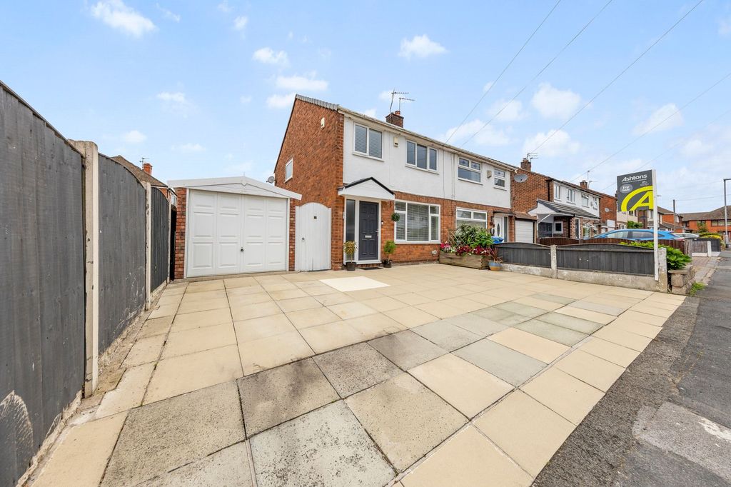 Property photo 1 of 21