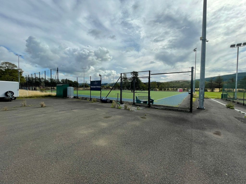 Property photo 3 of 6