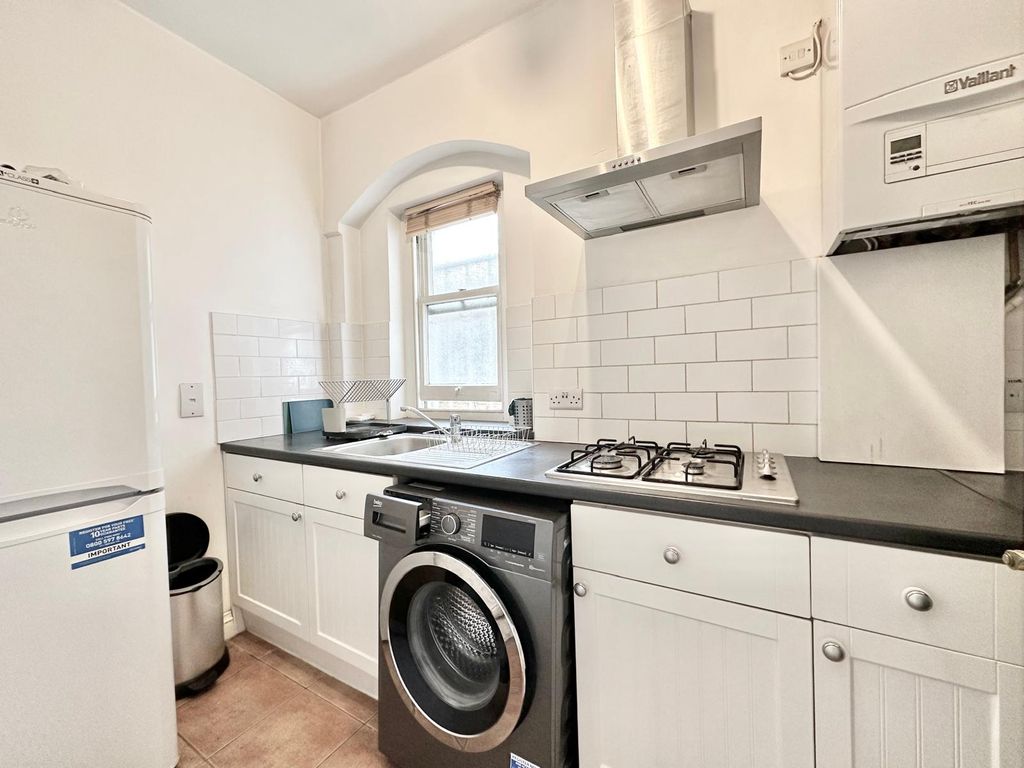 Property photo 2 of 10 Gallery