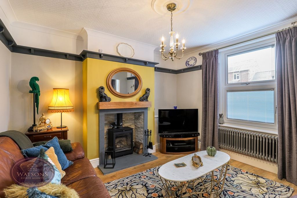 Property photo 2 of 24