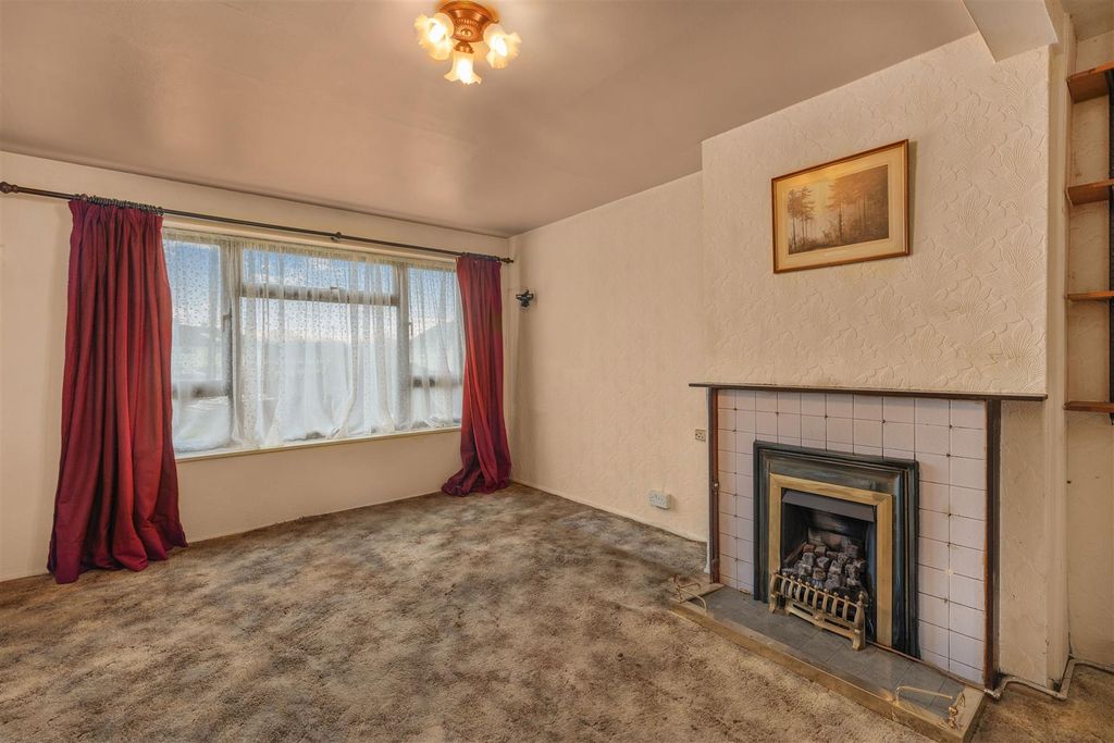 Property photo 3 of 11 101 Edmunds Road, Banbury-5.Jpg