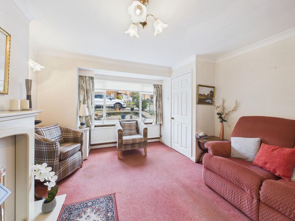 Property photo 3 of 15 Cam04899G0-Pr0289-Still006.Jpg