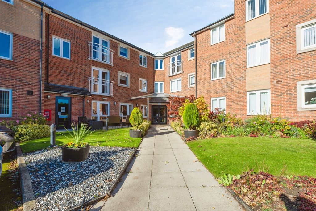Property photo 1 of 11 Pbox-Img.Jpg