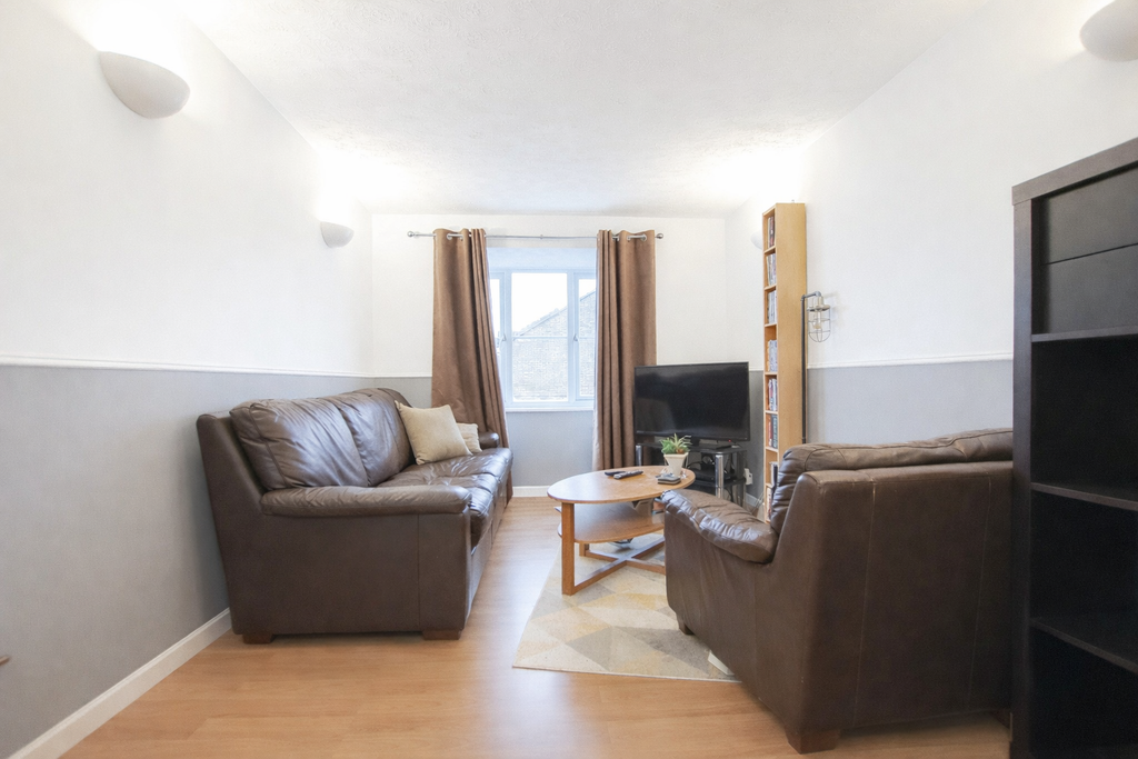 Property photo 2 of 6